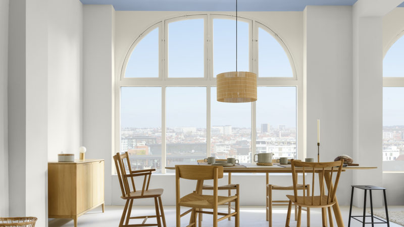 Crie seu pr&oacute;prio c&eacute;u com um teto pintado na Cor do Ano de 2022 da Coral, Melodia Suave – Foto: Divulga&ccedil;&atilde;o Coral