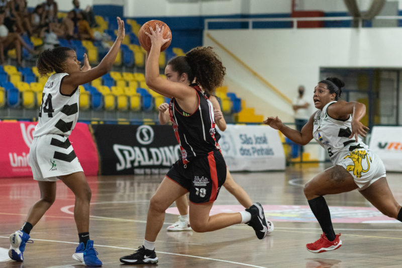 JEC/Gin&aacute;stico/Sesporte foi superado pelo forte time do Sport e encerrou a participa&ccedil;&atilde;o no Campeonato Brasileiro – Foto: Diego Maranh&atilde;o/Brand/CBB/Divulga&ccedil;&atilde;o/ND