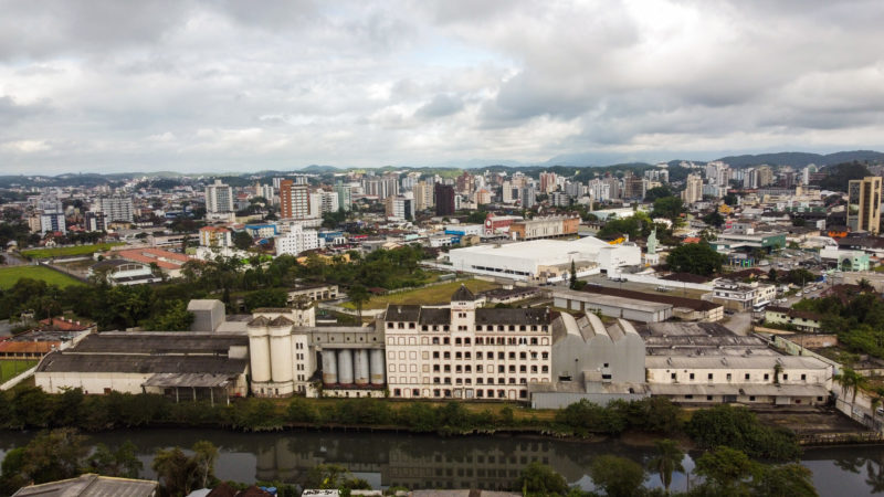 A chuva deve ser mal distribu&iacute;da nesta sexta-fera – Foto: Carlos Junior/ND