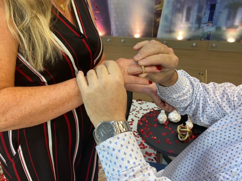 Max e Cris vivem uma hist&oacute;ria de mais de 30 anos, entre reviravoltas – Foto: Reda&ccedil;&atilde;o NDTV