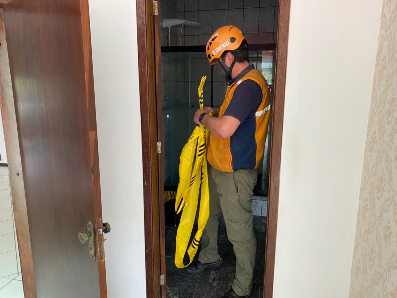 Banheiro foi o &uacute;nico c&ocirc;modo interditado – Foto: Reda&ccedil;&atilde;o ND Mais