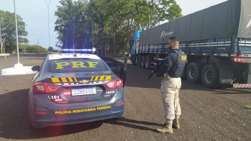 Caminhoneiro de Araranguá é preso por estupro de vulnerável em operação da PRF no RS &#8211; Foto: Divulgação/PRF/ND
