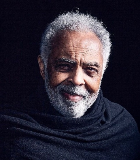 Gilberto Gil é eleito para cadeira na Academia Brasileira de Letras e se torna imortal