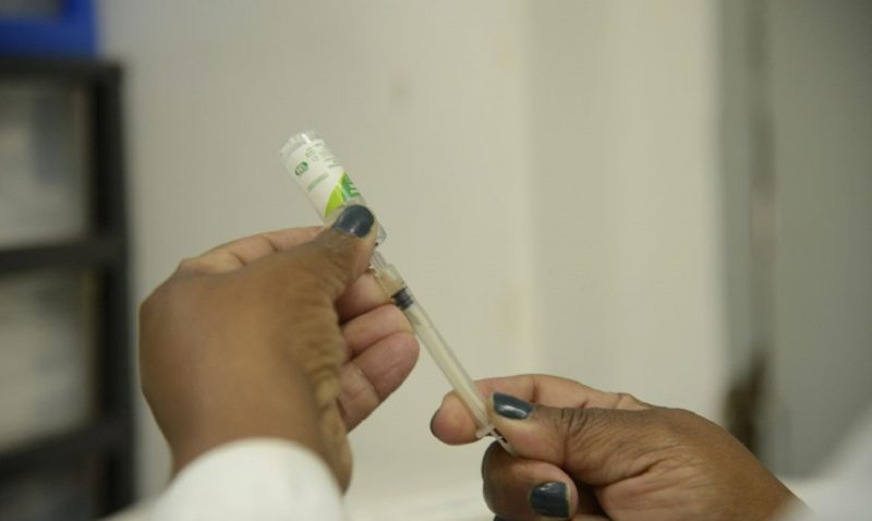 Vacinação segue nesta sexta-feira na região &#8211; Foto: Tomaz Silva/Agência Brasil/ND
