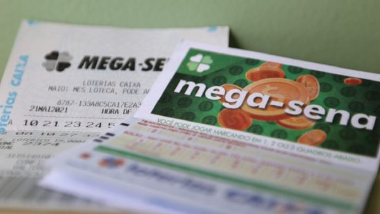 Bolão feito em SC ganha mais de R$ 130 mil na Mega-Sena - NSC Total