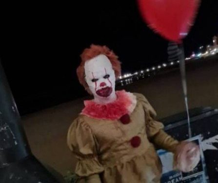 Homem fantasiado de Pennywise assusta pessoas em cidade inglesa – Foto: Divulga&ccedil;&atilde;o/ Internet/ ND