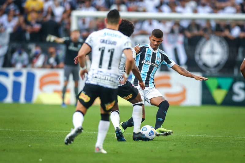 Grêmio parou na qualidade técnica do Corinthians e pode ser rebaixado nesta rodada- Foto: Lucas Uebel/Gremio FBPA