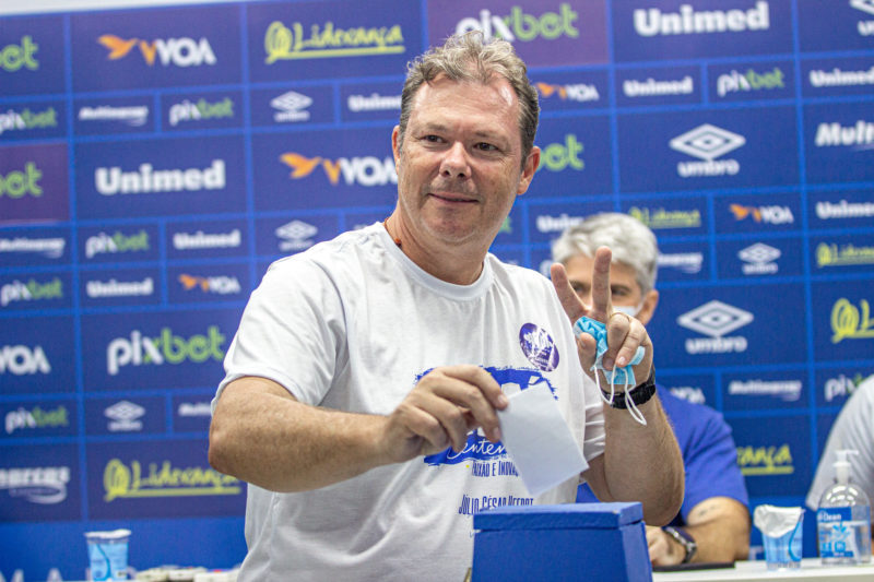 J&uacute;lio Heerdt no dia da elei&ccedil;&atilde;o que o conduziu para o cargo de presidente do Ava&iacute;&nbsp; – Foto: Leandro Boeira / Ava&iacute;