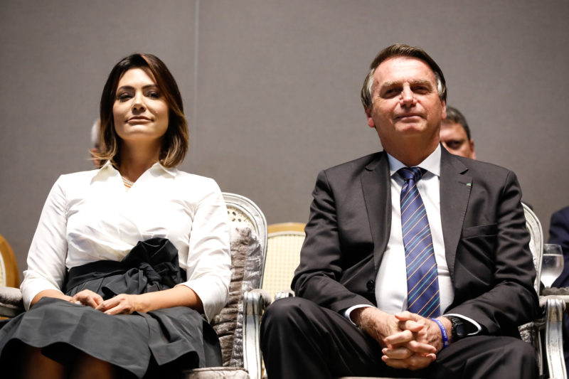 Michelle e Jair Bolsonaro em culto em A&ccedil;&atilde;o de Gra&ccedil;as – Foto: Alan Santos/Divulga&ccedil;&atilde;o/ND
