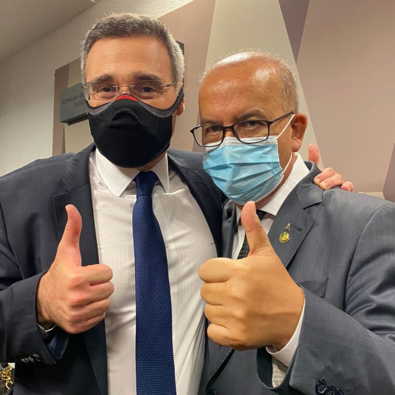 Senador Jorginho Mello comemora a vit&oacute;ria – Foto: Divulga&ccedil;&atilde;o