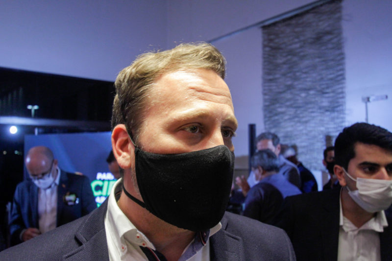 Prefeito Adriano Silva comemora o valor recebido por Joinville – Foto: Leo Munhoz/ND