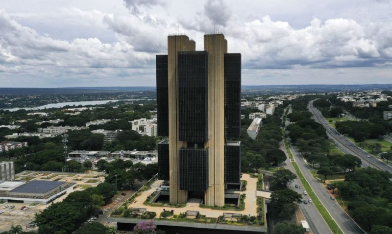 Quinto aumento da taxa Selic pelo Copom