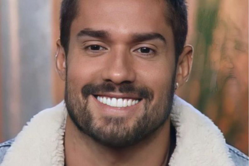 Bil Ara&uacute;jo descobre morte de Mar&iacute;lia Mendon&ccedil;a – Foto: Reprodu&ccedil;&atilde;o/RecordTV/ND