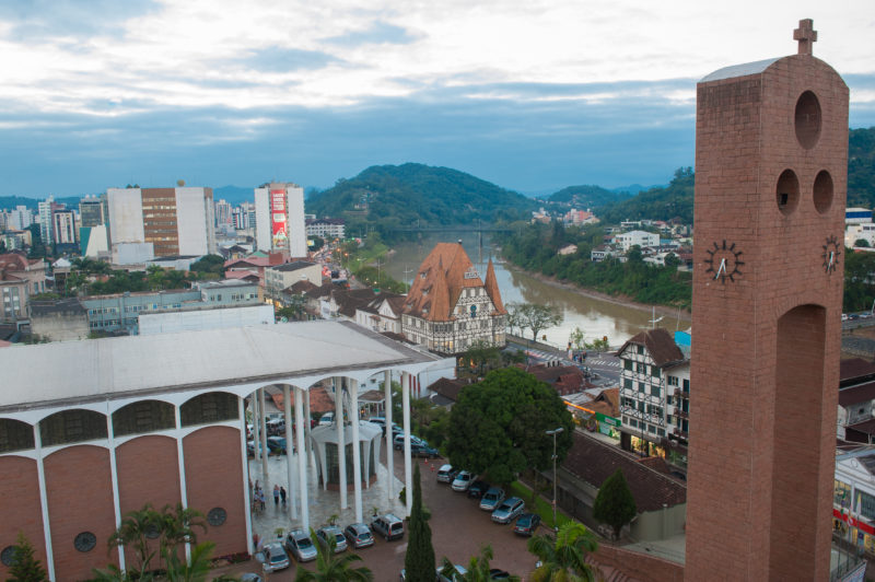 Saber onde se hospedar em Blumenau &eacute; um belo in&iacute;cio para aproveitar o Vale Europeu&nbsp; – Foto: Markito/Santur/ND