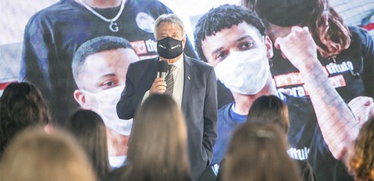 Presidente do TRE-SC, desembargador Fernando Carioni, incentiva os jovens a votar – Foto: TRE-SC/Divulga&ccedil;&atilde;o/ND