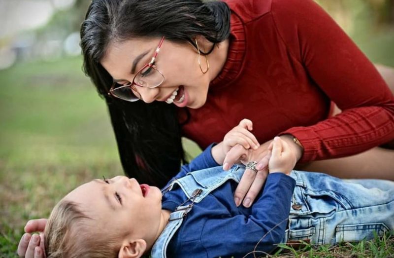 Carol e seu irm&atilde;o de tr&ecirc;s anos – Foto: Divulga&ccedil;&atilde;o/ND