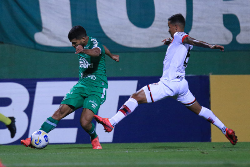 Chapecoense 0 a 1 Atl&eacute;tico-GO; Verd&atilde;o ainda n&atilde;o ganhou dentro do seu est&aacute;dio, nesta S&eacute;rie A – Foto: M&aacute;rcio Cunha/ACF