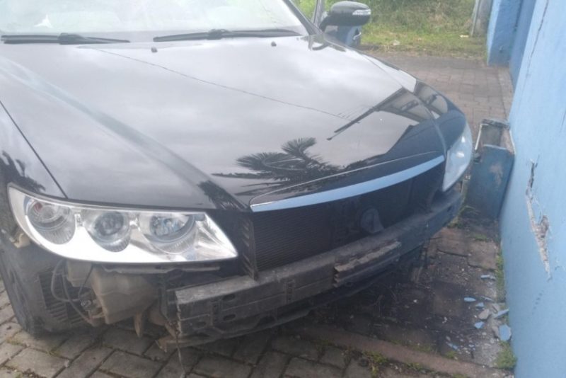 Motorista bêbado causa confusão e vai preso em Timbó