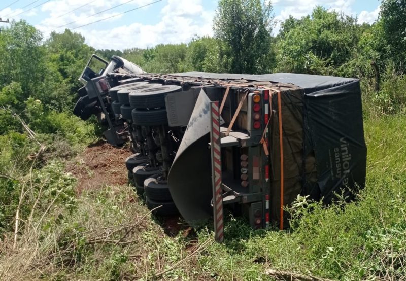 Acidente ocorreu no in&iacute;cio da tarde desta quinta-feira (16).