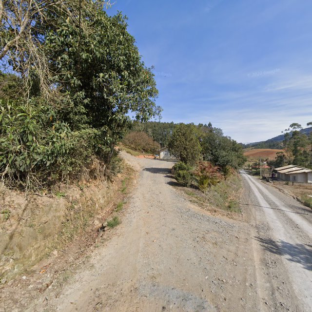 Estrada liga o munic&iacute;pio de Leoberto Leal &agrave; BR-282 – Foto: Street View/Divulga&ccedil;&atilde;o/ND