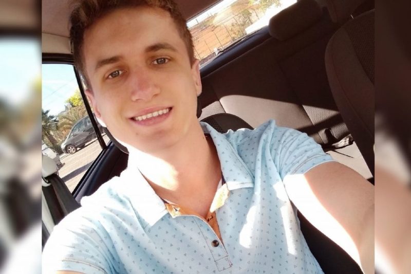 Gean morreu no mesmo dia em que recebeu a farda de bombeiro volunt&aacute;rio – Foto: Internet