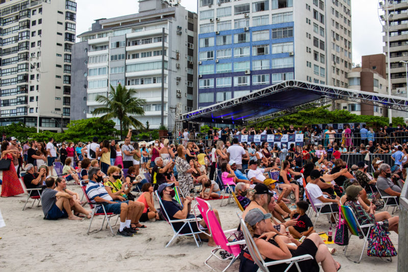 Evento de inaugura&ccedil;&atilde;o do alargamento da Praia Central e abertura da temporada e ver&atilde;o de Balne&aacute;rio Cambori&uacute; – Foto: Bruno Golembiewski/Reprodu&ccedil;&atilde;o/ND