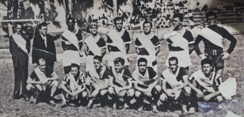 Figueirense bicampe&atilde;o dos Aspirantes. 1947 e 1948 – Foto: Acervo Umbelino Jos&eacute; Meirelles/ND