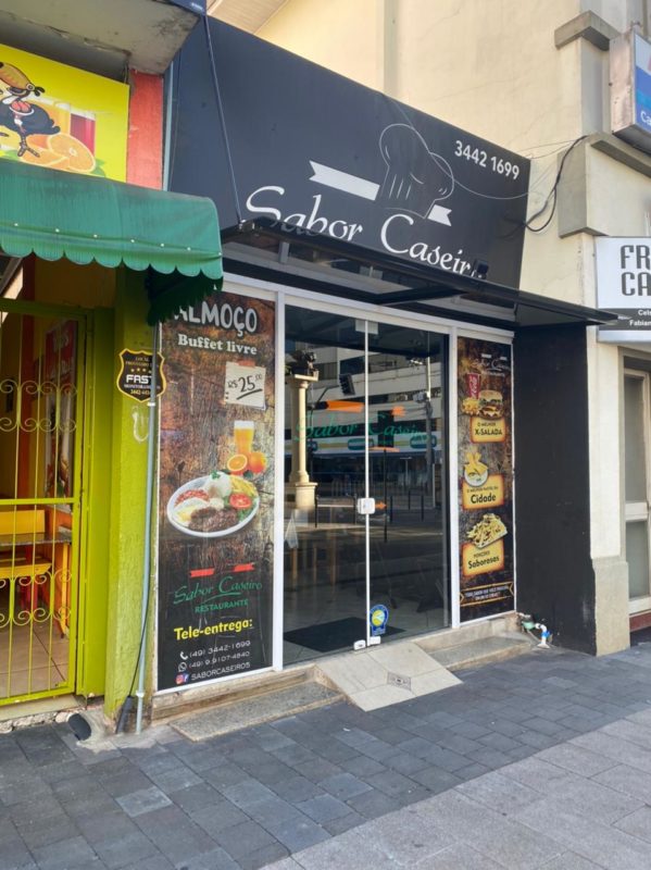 Roseli foi vista pela &uacute;ltima vez em um restaurante na &aacute;rea central, logo ap&oacute;s sair do trabalho, por volta das 19h40 de quinta-feira (2) – Foto: Nadia Michaltchuk/ND