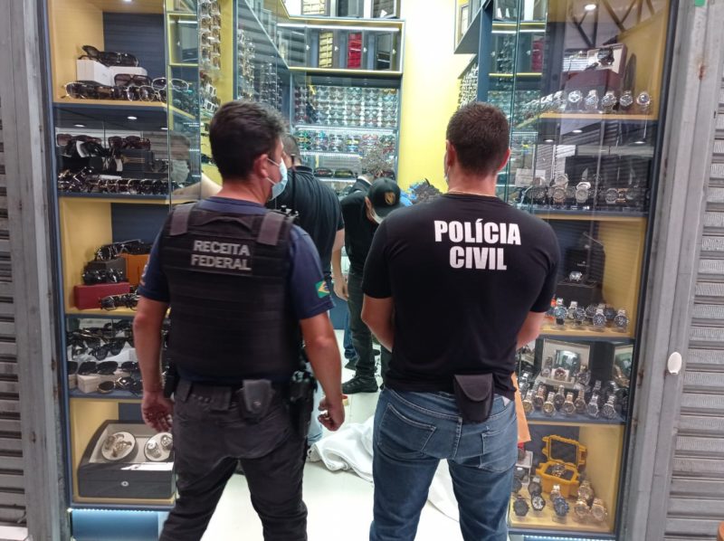 Operação tem o objetivo de cumprir 66 mandados de busca e apreensão &#8211; Foto: Polícia Civil/Divulgação