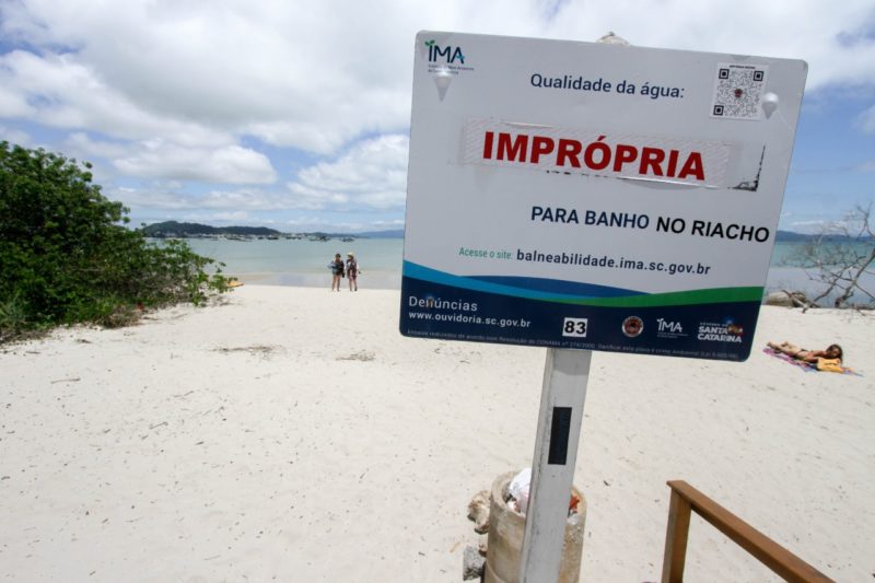 Três dos 12 locais onde as arenas serão montadas não estão próprios para banho