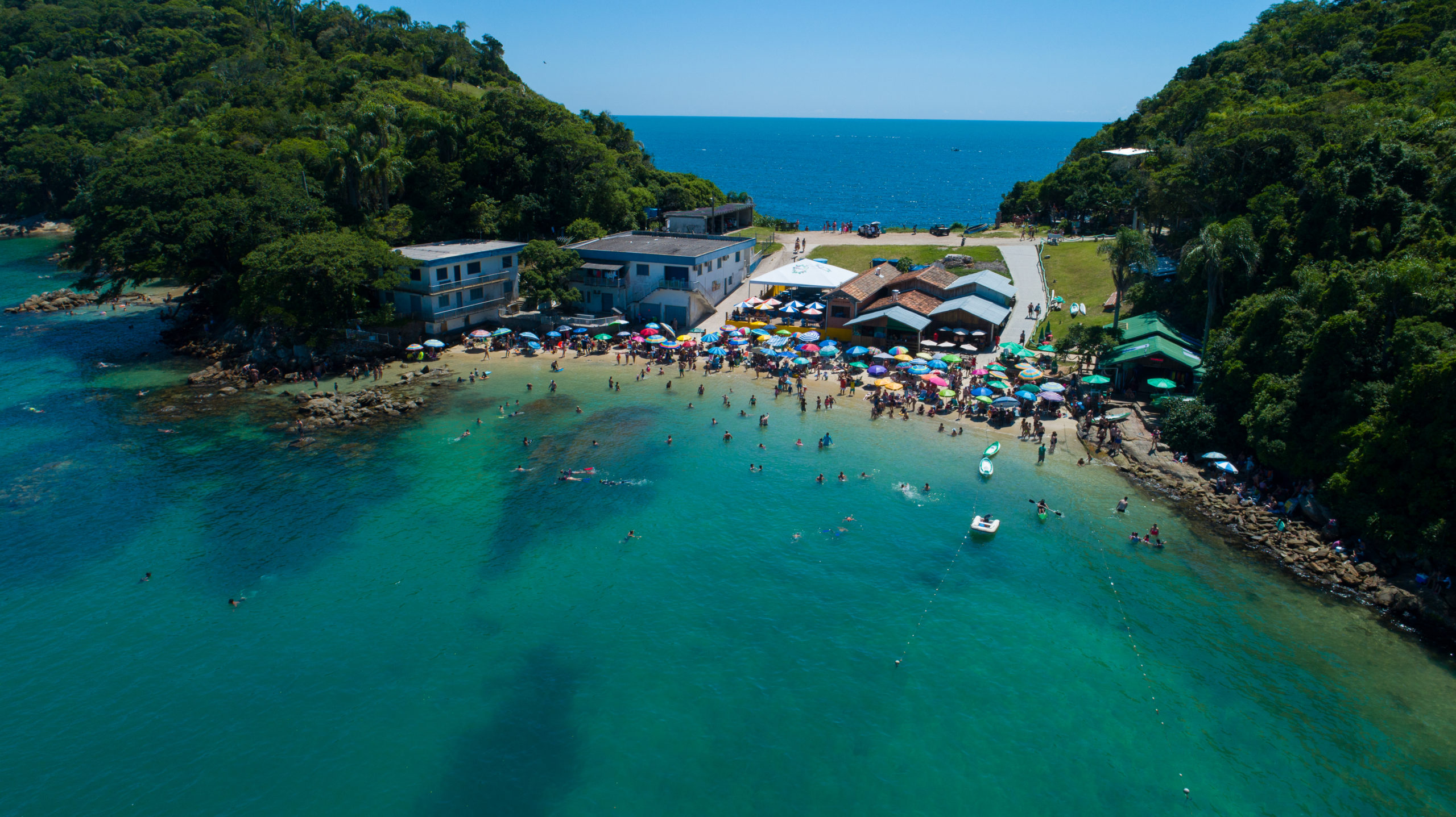 Anúncio vende areia da praia de Bombinhas