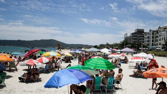 Bolão de S.José dos Pinhais raspa número milionário da Mega da Virada