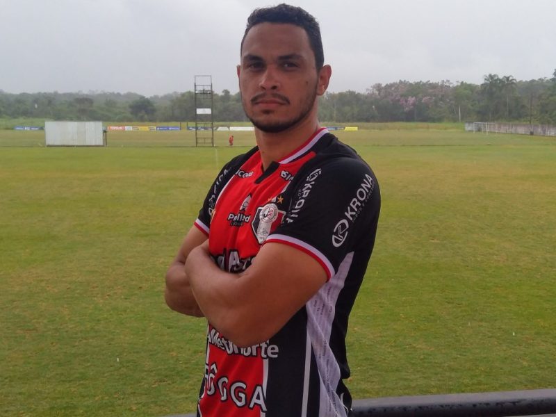 Vin&iacute;cius Matos refor&ccedil;a a defesa do JEC – Foto: Vitor Forcellini/JEC/Divulga&ccedil;&atilde;o