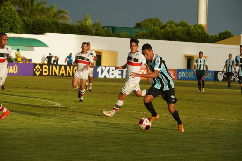 Vitória sobre o time pernambucano por 2 a 0 classificou o Tricolor &#8211; Foto: Fernando Vieira Sá / BHFOTO