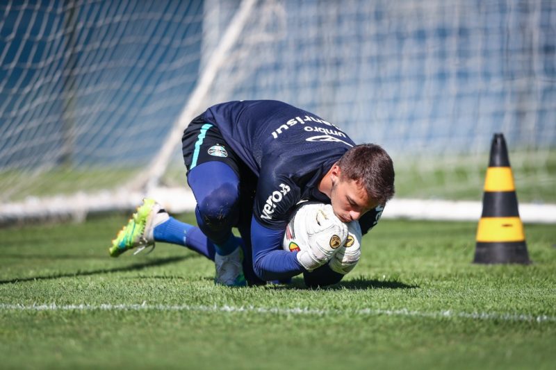 Durante a pr&eacute;-temporada 2022. Se preparando para ajudar o Gr&ecirc;mio a voltar. – Foto: Lucas Uebel/Gr&ecirc;mio FBPA