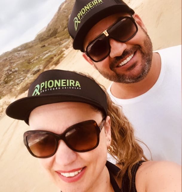 Esposa do vereador espera pela busca do seu filho, que desapareceu ap&oacute;s incidente em barco – Foto: Internet/Reprodu&ccedil;&atilde;o/ND