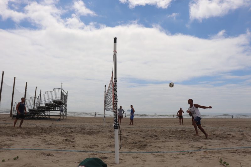 Praia de Navegantes recebe o projeto Arena de Verão &#8211; Foto: Divulgação/Secretaria de Comunicação da Prefeitura de Navegantes