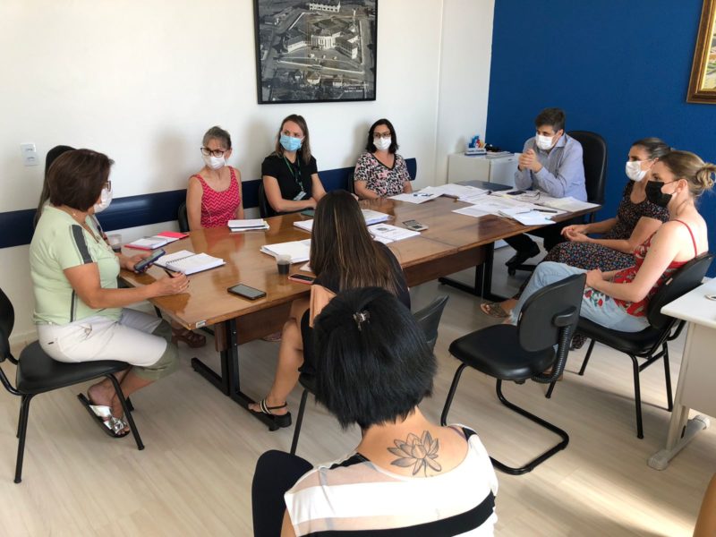 Reuni&atilde;o foi realizada nesta quarta-feira (12). – Foto: Prefeitura de Ca&ccedil;ador/Divulga&ccedil;&atilde;o/ND