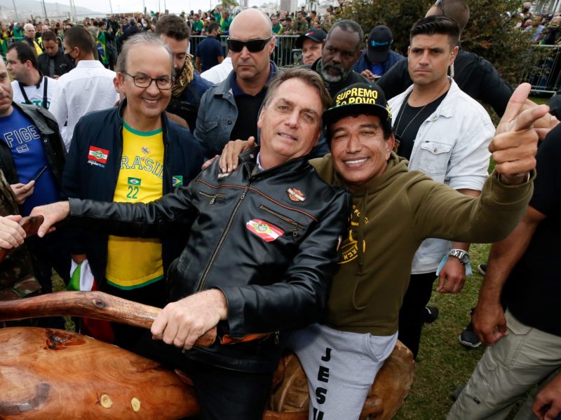 Jorginho Mello, Bolsonaro e Magno Malta em Florian&oacute;polis – Foto: Alan Santos/Divulga&ccedil;&atilde;o/ND