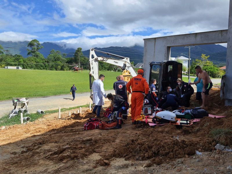 imagens do resgate do homem esmagado por caminhão
