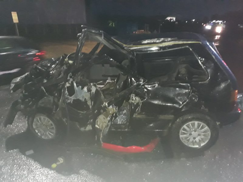 Grave acidente deixou uma crian&ccedil;a morta e outras tr&ecirc;s pessoas feridas – Foto: CBMSC/Divulga&ccedil;&atilde;o/ND