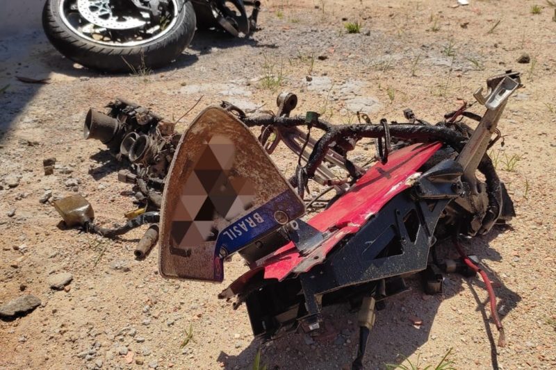 Motociclista morreu ap&oacute;s acidente na SC-108 – Foto: Bombeiros Volunt&aacute;rios/Divulga&ccedil;&atilde;o