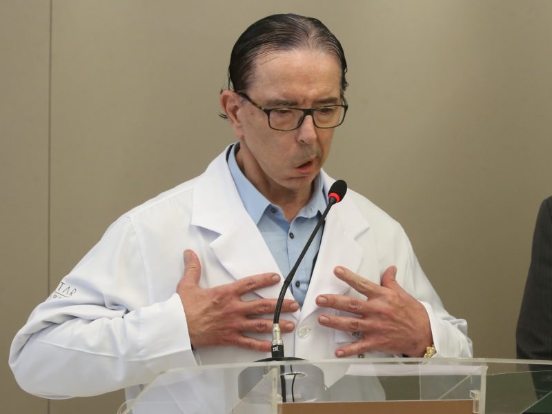 M&eacute;dico Antonio Luiz Macedo – Foto: Antonio Cruz/Ag&ecirc;ncia Brasil/ND