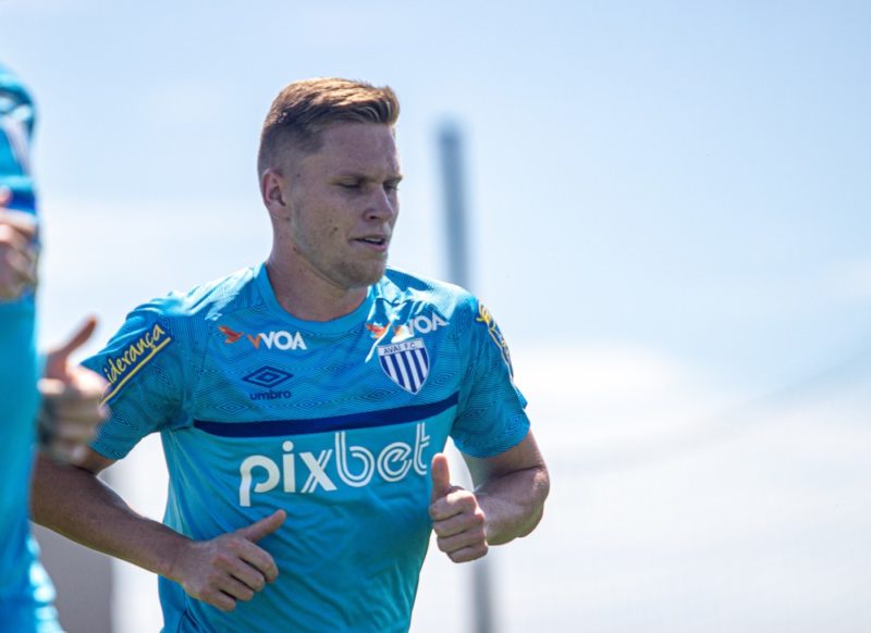 O atacante Alemão jogará pelo Novo Hamburgo até o fim do Campeonato Gaúcho de 2022. O atleta está no Avaí desde 2020, quando foi contratado junto ao Fluminense de Itaum. – Foto: Leandro Boeira/Avaí/ND