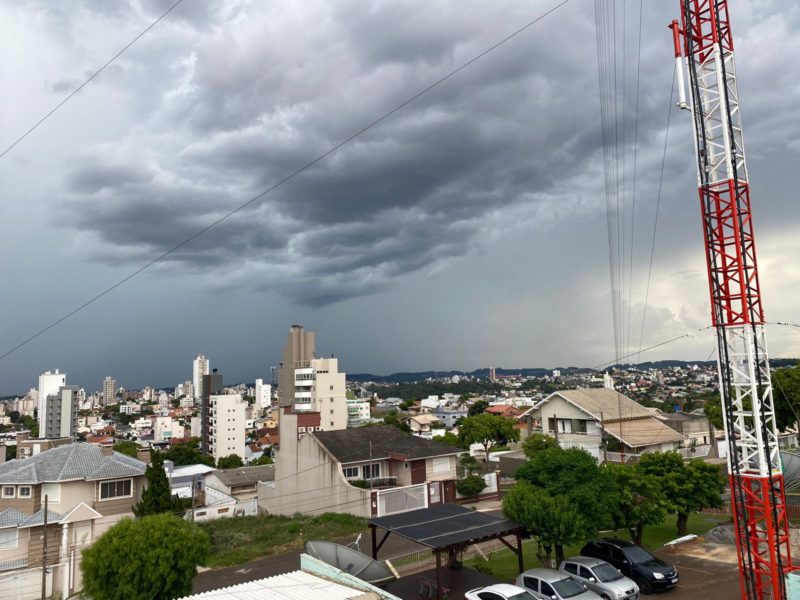 NCidades do Oeste tem risco moderado para ocorrências por conta da chuva  &#8211; Foto: Caroline Figueiredo/ND