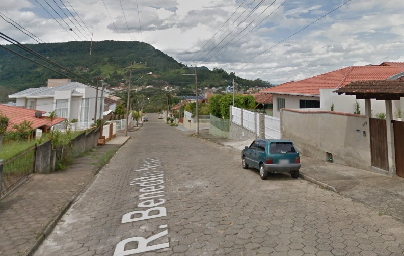Homem empresta carro e descobre que veículo foi trocado por drogas