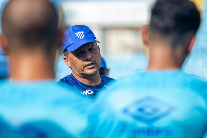 Claudinei Oliveira tenta primeira vit&oacute;ria do ano no Ava&iacute; – Foto: Leandro Boeira/Ava&iacute; F.C