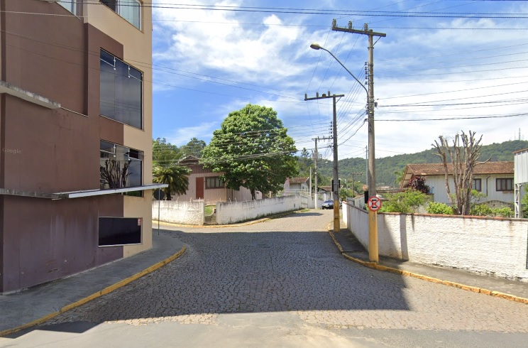 Confus&atilde;o entre vizinhos tem mordida na barriga e amea&ccedil;a com espeto de carne – Foto: Reprodu&ccedil;&atilde;o/Google Maps/ND