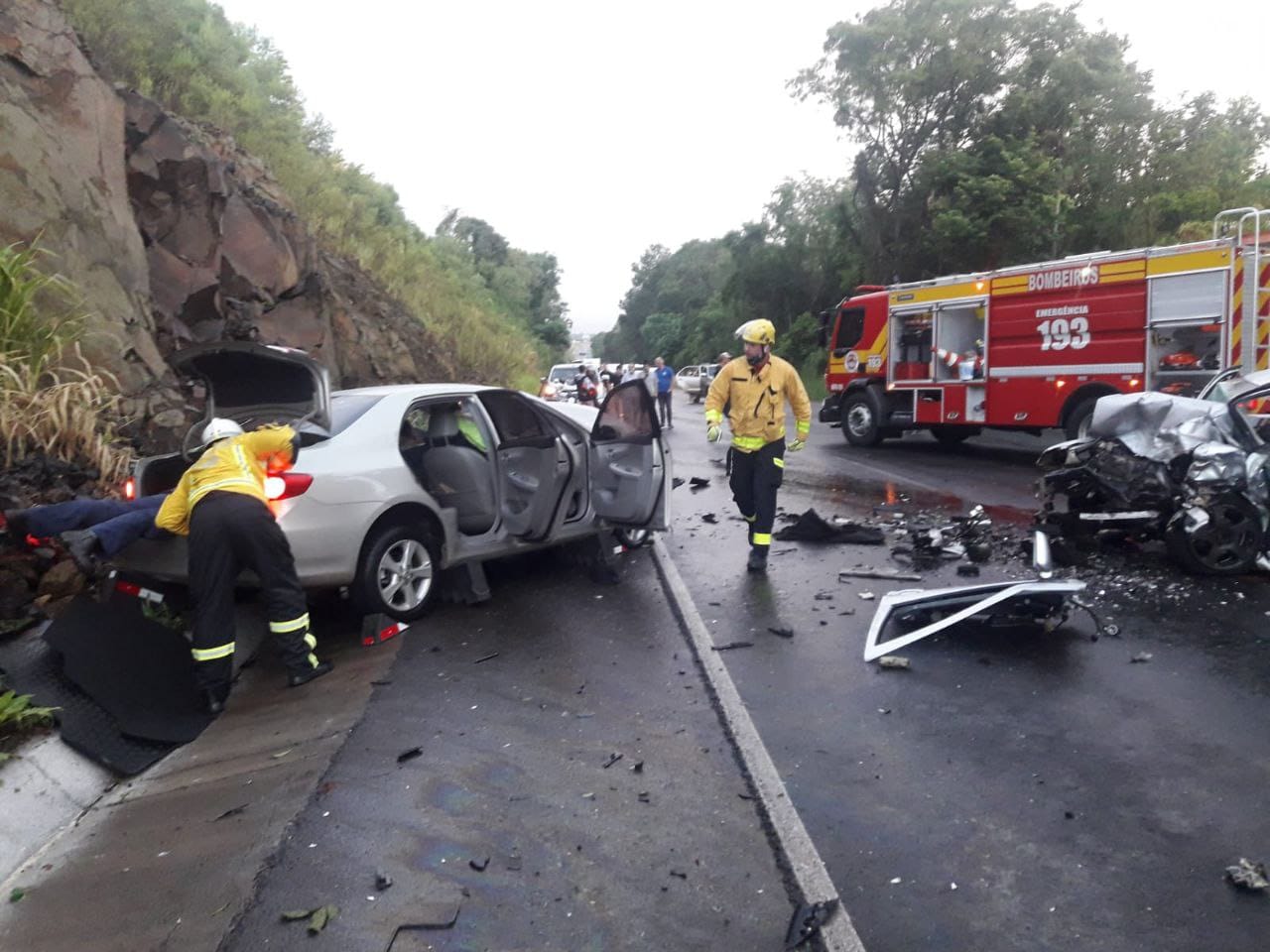 Homem e bebê de 5 meses morrem após acidente de trânsito em Erechim, diz  Corpo de Bombeiros, Rio Grande do Sul