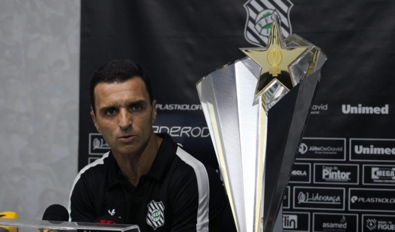Júnior Rocha deixou boa impressão na sua estreia oficial pelo Figueirense &#8211; Foto: Patrick Floriani/FFC
